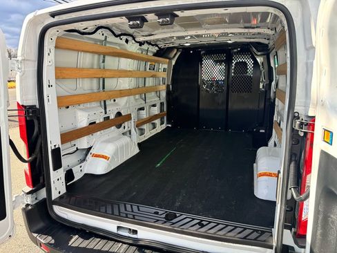 Used 2024 Ford Transit 250 Low Roof w/ Exterior Upgrade Package image 35
