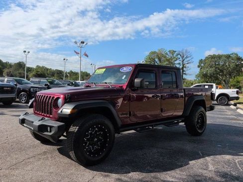 Used 2022 Jeep Gladiator Sport AWD/4WD image 8