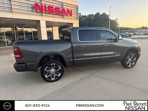 Used 2019 RAM 1500 Limited AWD/4WD image 8