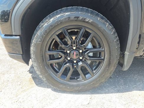 Used 2024 GMC Sierra 1500 Pro w/ Graphite Edition AWD/4WD image 18