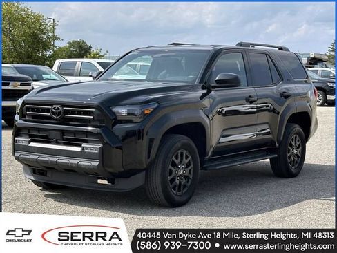 Used 2025 Toyota 4Runner SR5 AWD/4WD image 1
