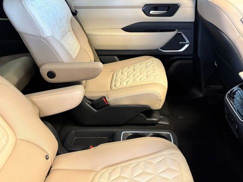 New 2026 Nissan Armada Platinum Reserve AWD/4WD image 12