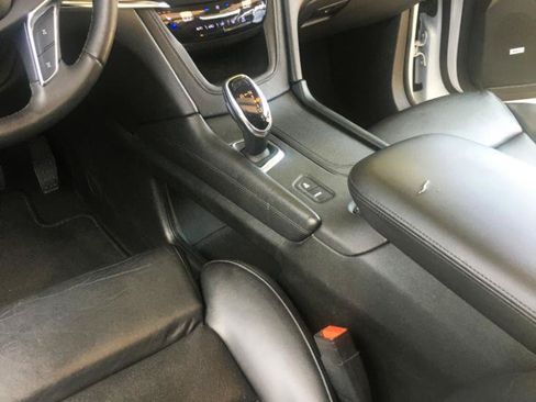 Used 2017 Cadillac XT5 Premium Luxury w/ Driver Assist Package FWD image 20