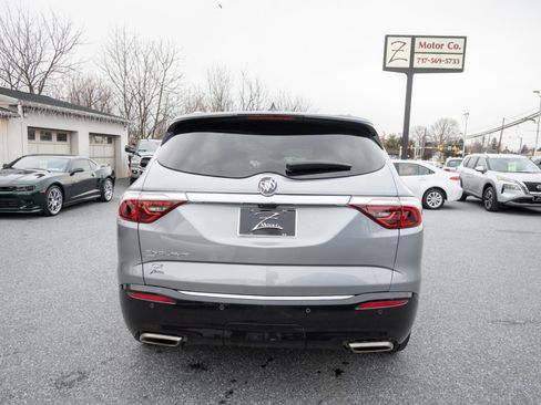 Used 2024 Buick Enclave Premium image 10