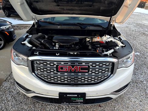 Used 2018 GMC Acadia Denali w/ Technology Package image 15