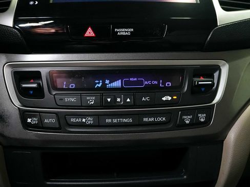 Used 2016 Honda Pilot EX image 13