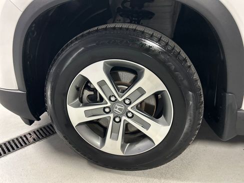 Used 2024 Honda Pilot EX-L image 9