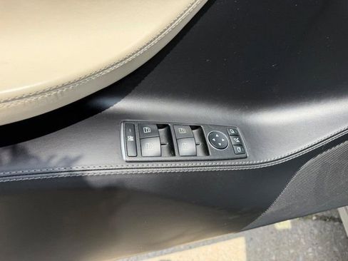 Used 2018 Tesla Model S 100D image 17
