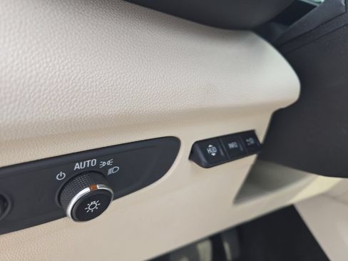 Used 2022 Buick Envision Avenir w/ Technology Package II AWD/4WD image 15