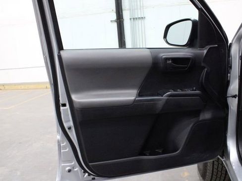 Used 2023 Toyota Tacoma SR AWD/4WD image 41