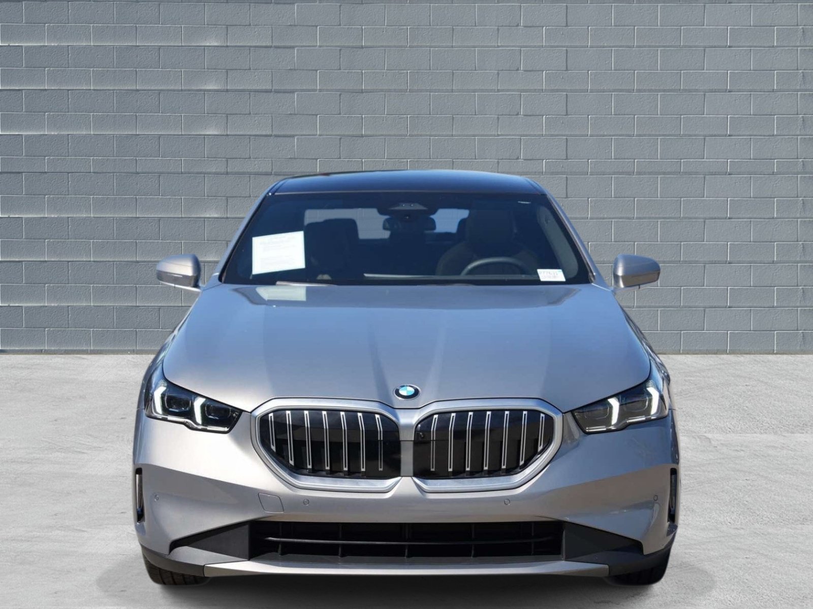 Used 2026 BMW 540i xDrive AWD/4WD image 2