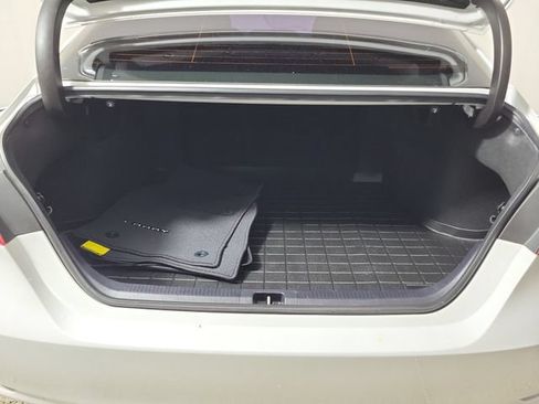 Used 2020 Toyota Camry XSE FWD image 10