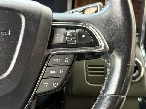 Used 2022 Lincoln Navigator Black Label image 42