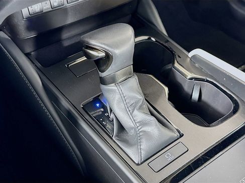 Certified 2023 Lexus ES 350 w/ Premium Package image 17