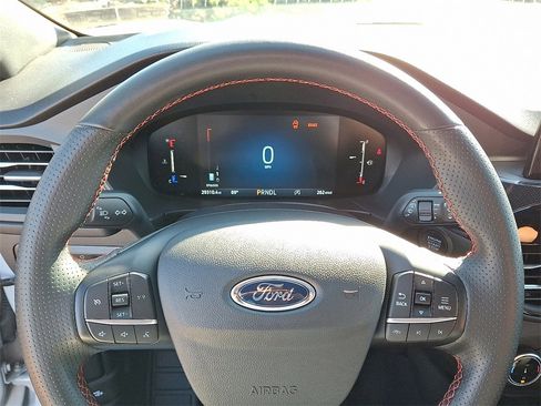 Used 2025 Ford Escape ST-Line image 20