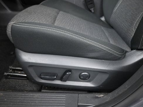 Certified 2023 Nissan Rogue SV FWD image 10