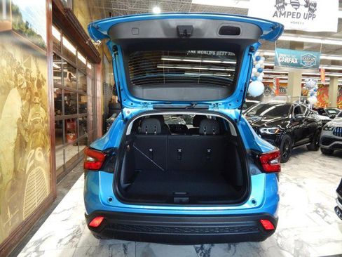 Used 2026 Chevrolet Trax LS image 8