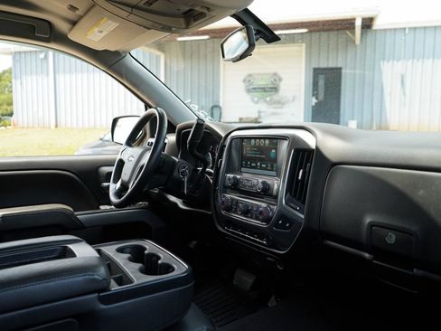 Used 2018 Chevrolet Silverado 1500 LT w/ Texas Edition AWD/4WD image 14