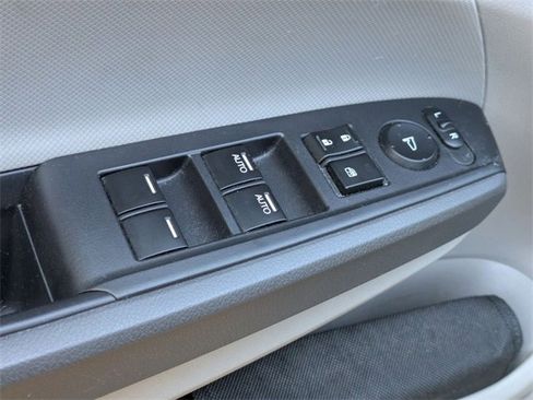 Used 2010 Honda Accord LX-P image 10