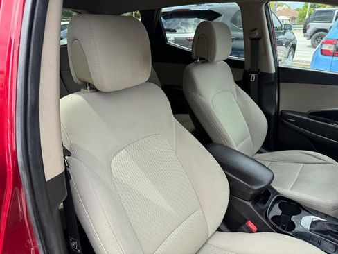 Used 2017 Hyundai Santa Fe Sport image 18