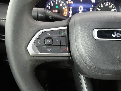 Used 2023 Jeep Compass Latitude AWD/4WD image 21