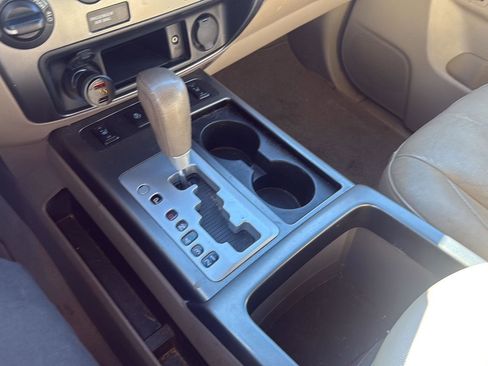 Used 2012 Nissan Armada Platinum image 16