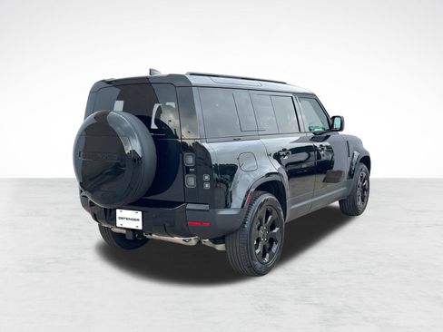 Used 2026 Land Rover Defender 110 S AWD/4WD image 9