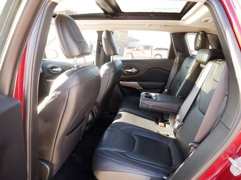 Used 2017 Jeep Cherokee Limited w/ Trailer Tow Group image 35