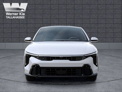 New 2025 Kia K4 GT-Line Turbo image 2