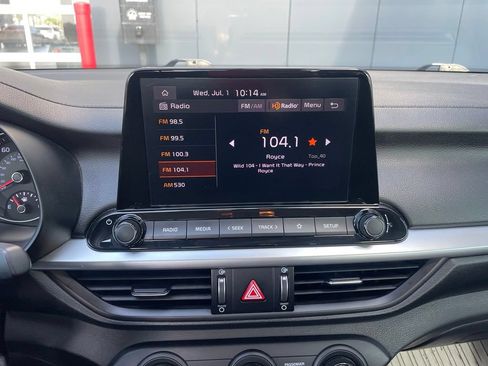 Used 2024 Kia Forte LXS w/ LXS Technology Package FWD image 15