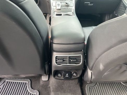 Used 2023 Hyundai Santa Fe Limited FWD image 16