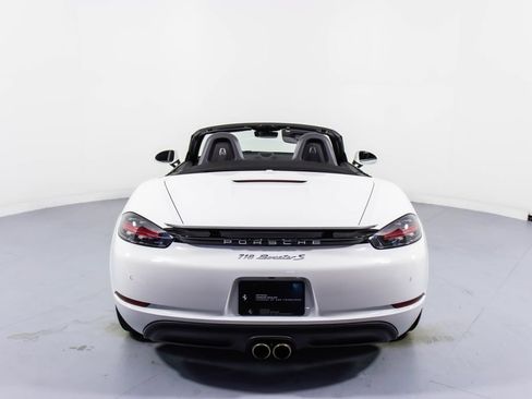 Used 2024 Porsche 718 Boxster S RWD image 7