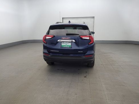 Used 2022 GMC Terrain SLE w/ Driver Convenience Package image 7