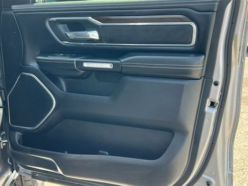 Used 2021 RAM 1500 Laramie AWD/4WD image 10
