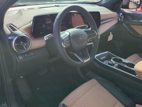 New 2026 Chevrolet Equinox ACTIV FWD image 10