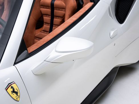 Used 2020 Ferrari 488 Pista Spider image 27