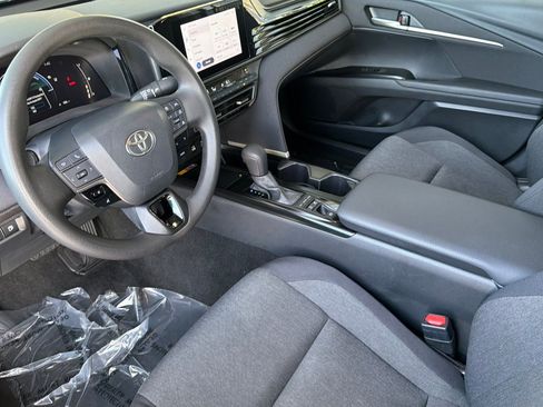 Certified 2025 Toyota Camry LE image 12