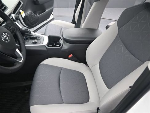 New 2025 Toyota RAV4 XLE w/ Convenience Package image 11