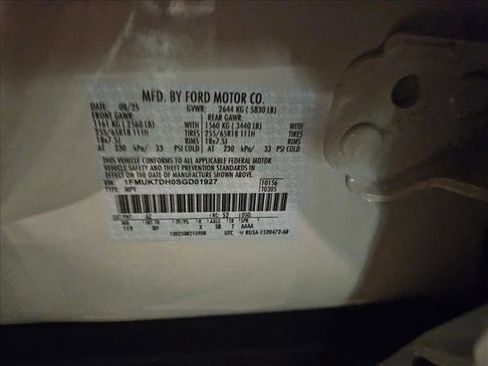 New 2025 Ford Explorer Active image 16