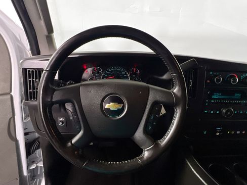 Used 2020 Chevrolet Express 3500 Extended w/ Driver Convenience Package RWD image 16