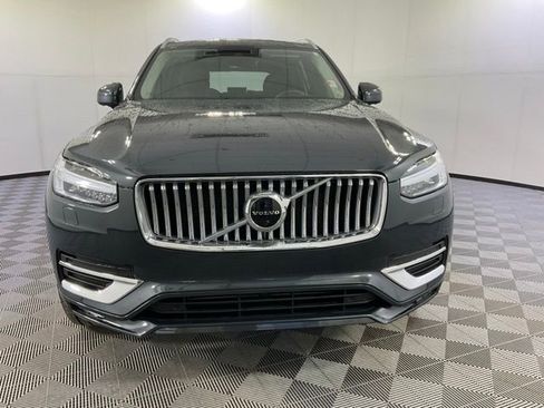 Used 2022 Volvo XC90 T6 Inscription image 2