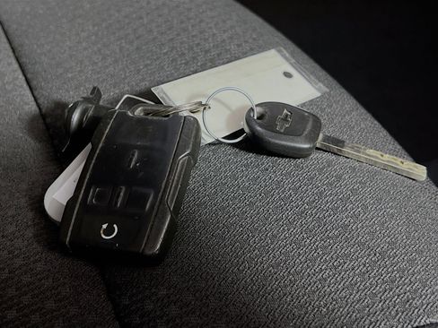 Used 2021 Chevrolet Silverado 1500 Custom w/ LPO, Dark Essentials Package image 35