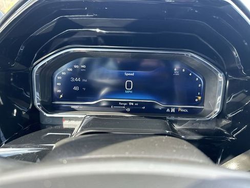 Used 2025 Chevrolet Silverado 2500 LT w/ Convenience Package image 12