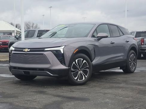 New 2025 Chevrolet Blazer EV LT image 2