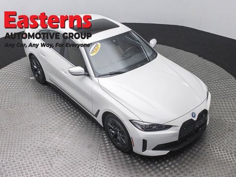Used 2023 BMW i4 eDrive35 w/ Premium Package RWD image 3