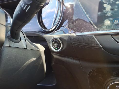 Used 2023 Buick Encore GX Essence w/ Experience Buick Package FWD image 22