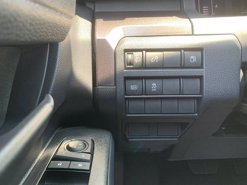 New 2026 Toyota 4Runner SR5 RWD image 31