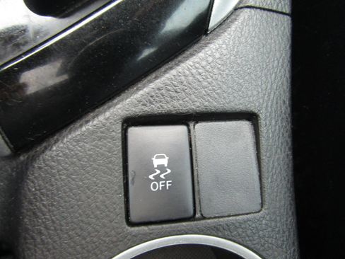 Used 2019 Toyota Corolla XLE image 26