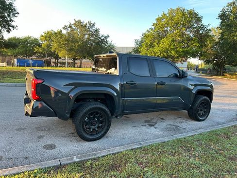Certified 2025 Toyota Tacoma SR5 image 5