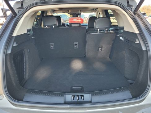 Used 2025 Lincoln Corsair FWD w/ Equipment Group 101A image 29